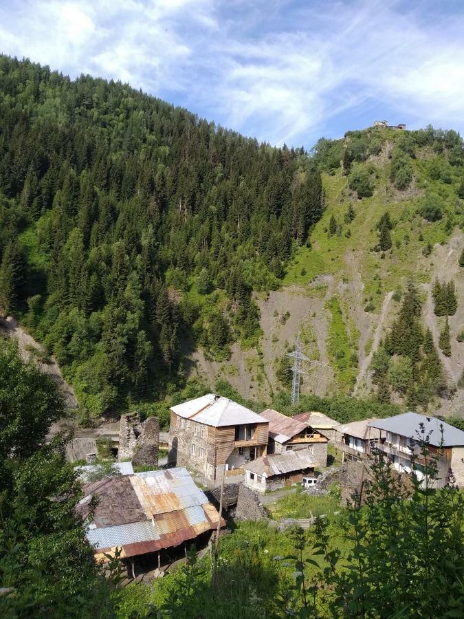 Raul Lushnu Darbaz Bed & Breakfast Mestia Exterior foto
