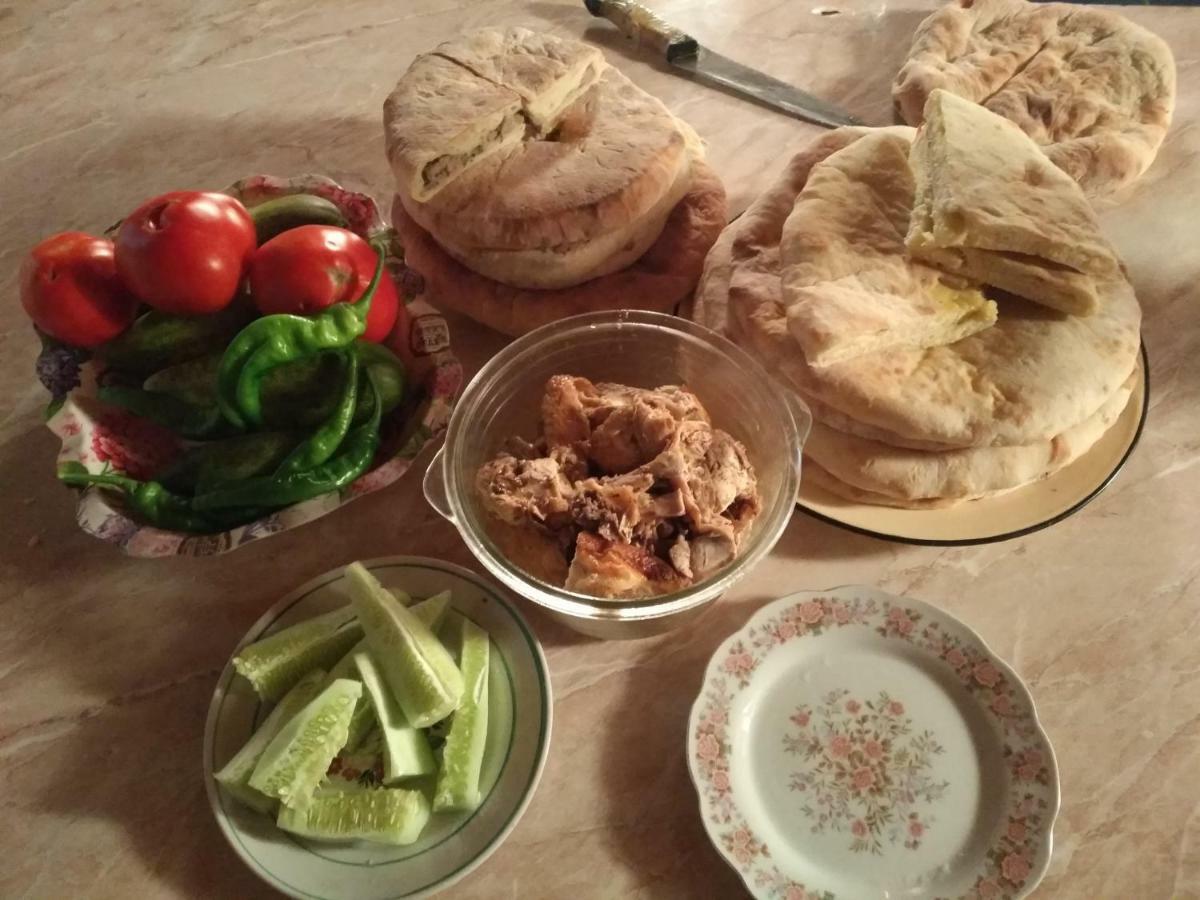 Raul Lushnu Darbaz Bed & Breakfast Mestia Exterior foto